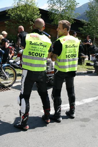 Rollin' Toys-Biker helfen Kindern-Tour 2011